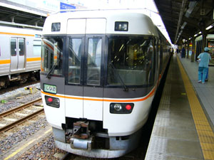 名古屋からの電車