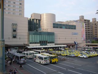 徳島駅前